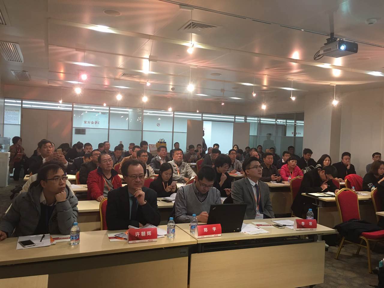 467877934190908701.jpg 红桃视频