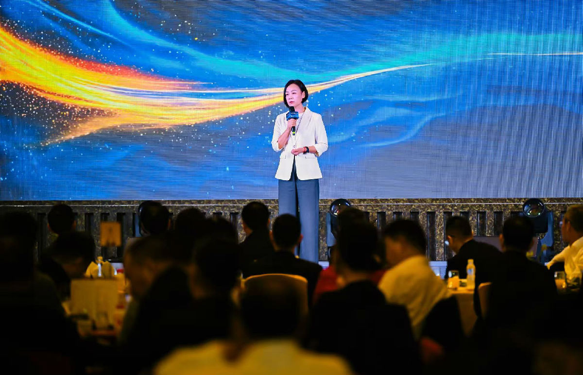 白会长修图.jpg 红桃视频